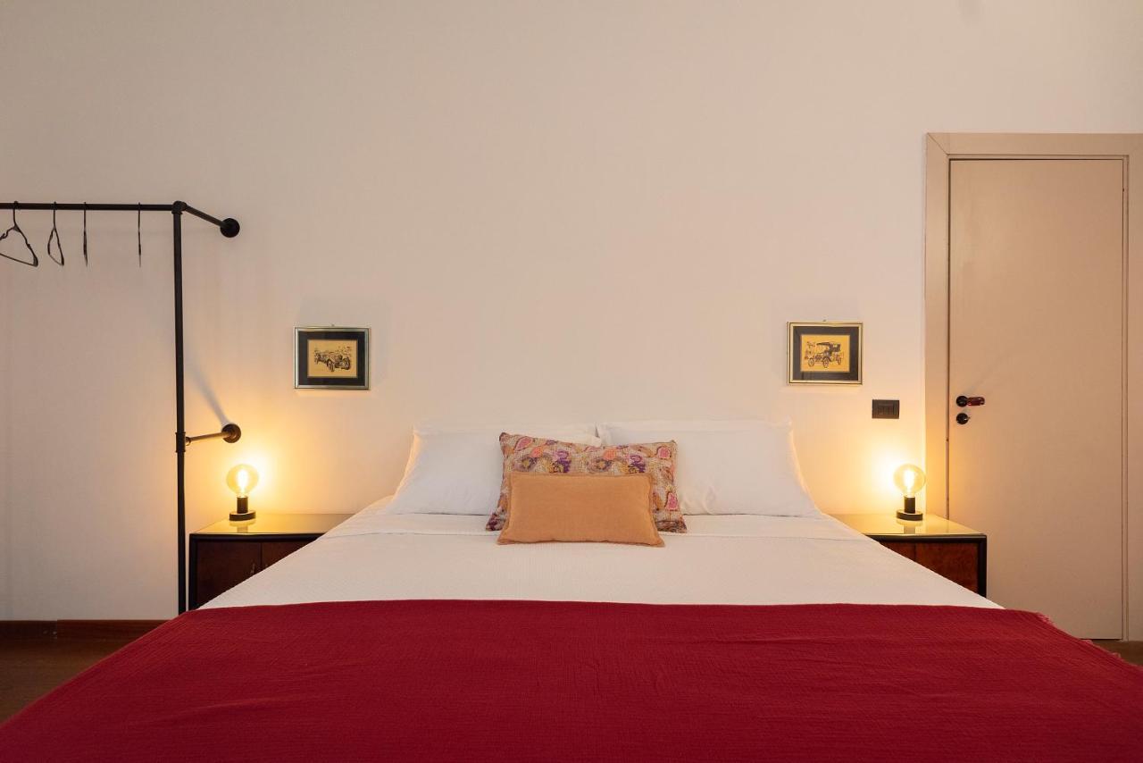 Modern Hospitality Naples Exclusive Stay מראה חיצוני תמונה