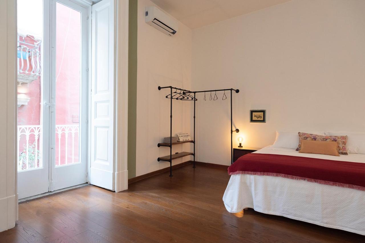 Modern Hospitality Naples Exclusive Stay מראה חיצוני תמונה